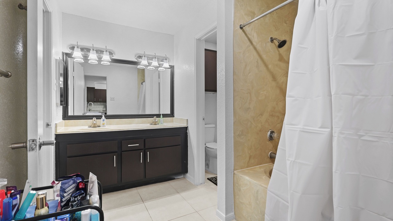 Photo of Bathroom in Astrodome
