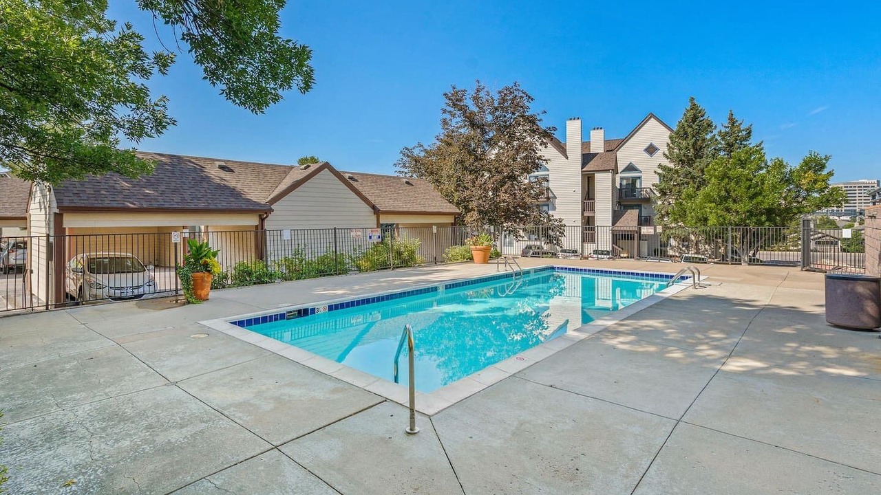 Photo of Outdoor in Englewood