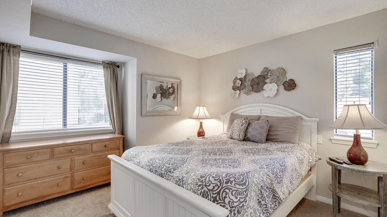 Photo of Bedroom in Englewood