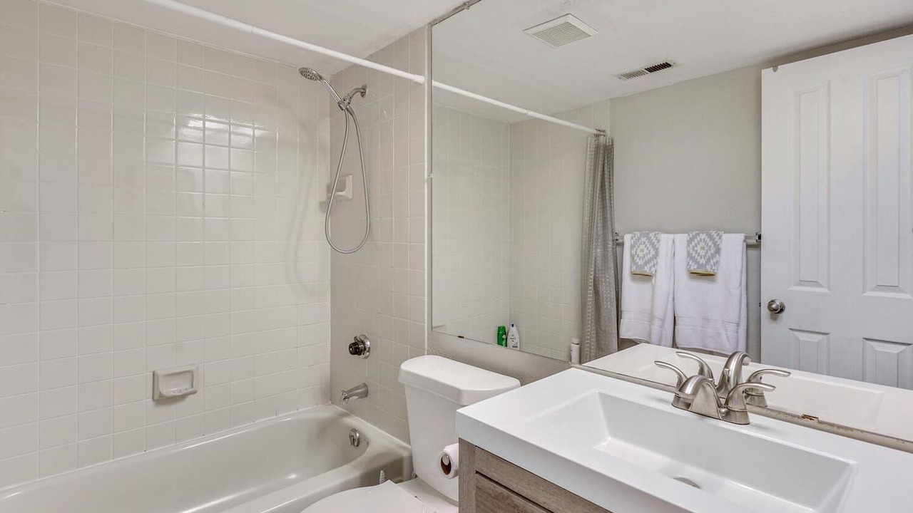 Photo of Bathroom in Englewood