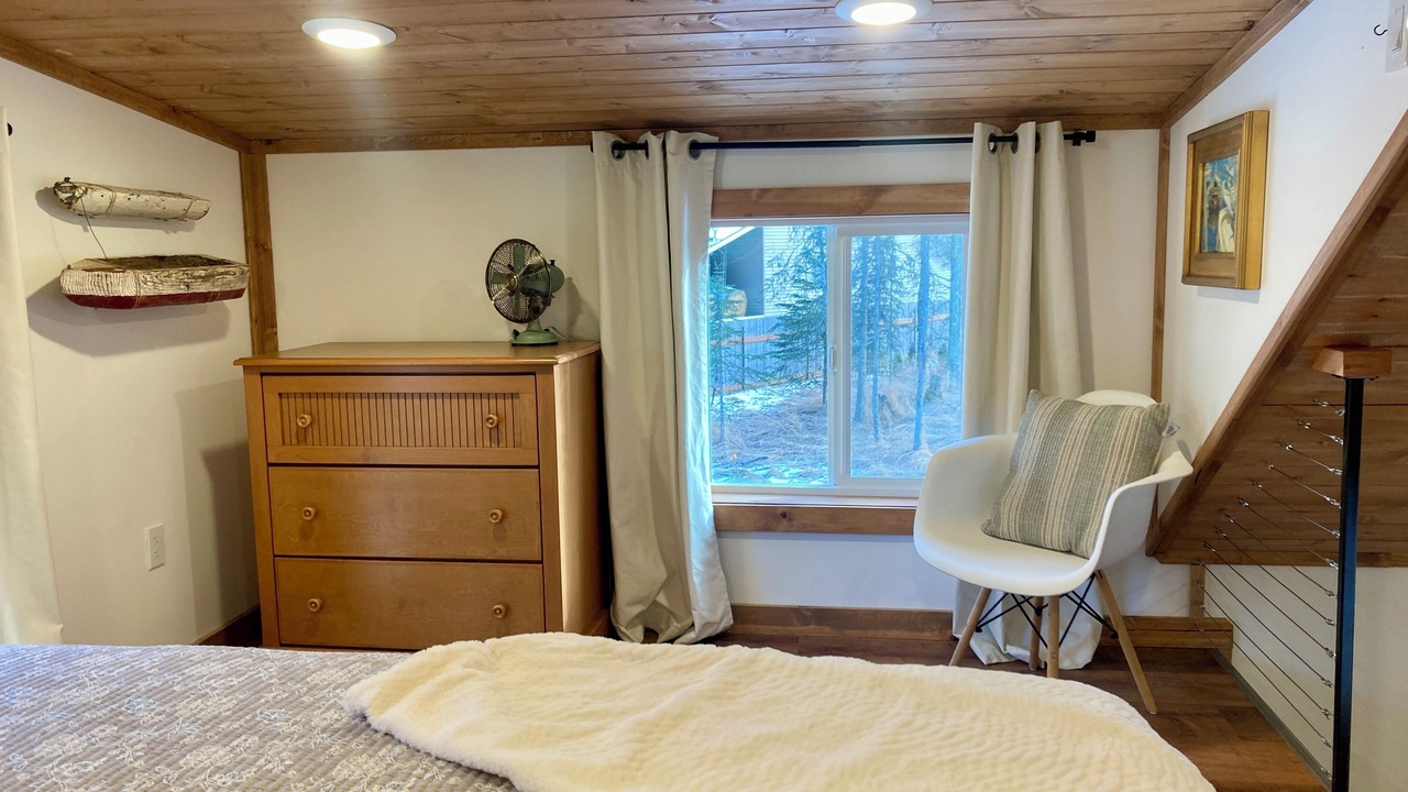 Photo of Bedroom in Kenai