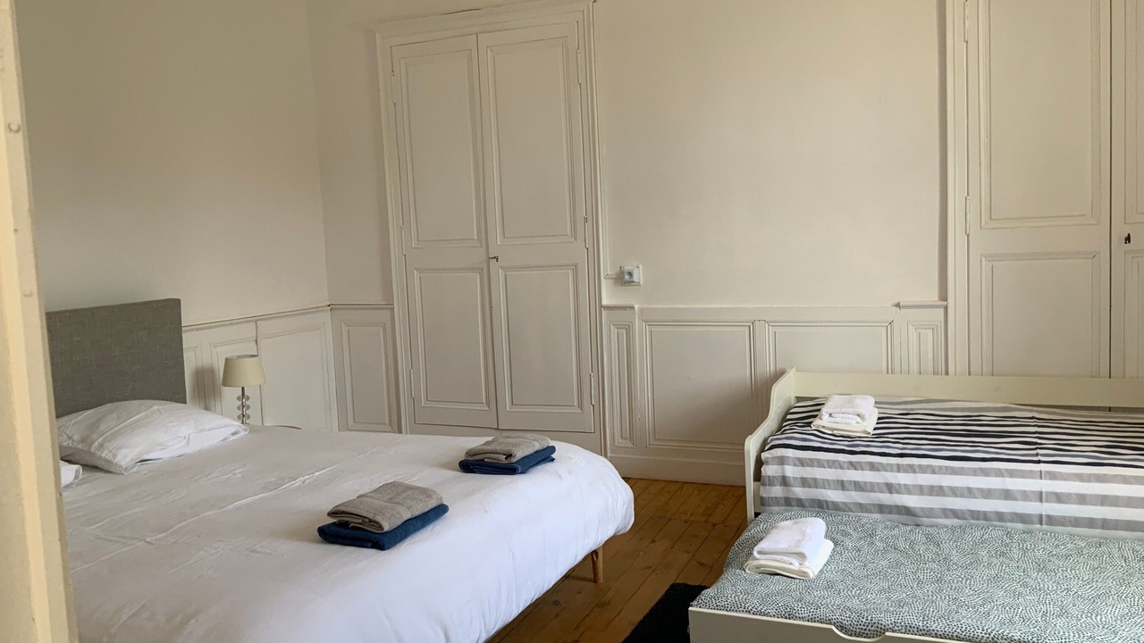 Photo of Bedroom in Parce-sur-Sarthe