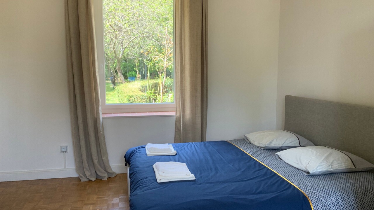 Photo of Bedroom in Parce-sur-Sarthe