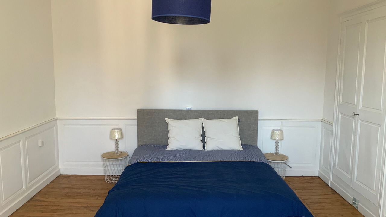 Photo of Bedroom in Parce-sur-Sarthe