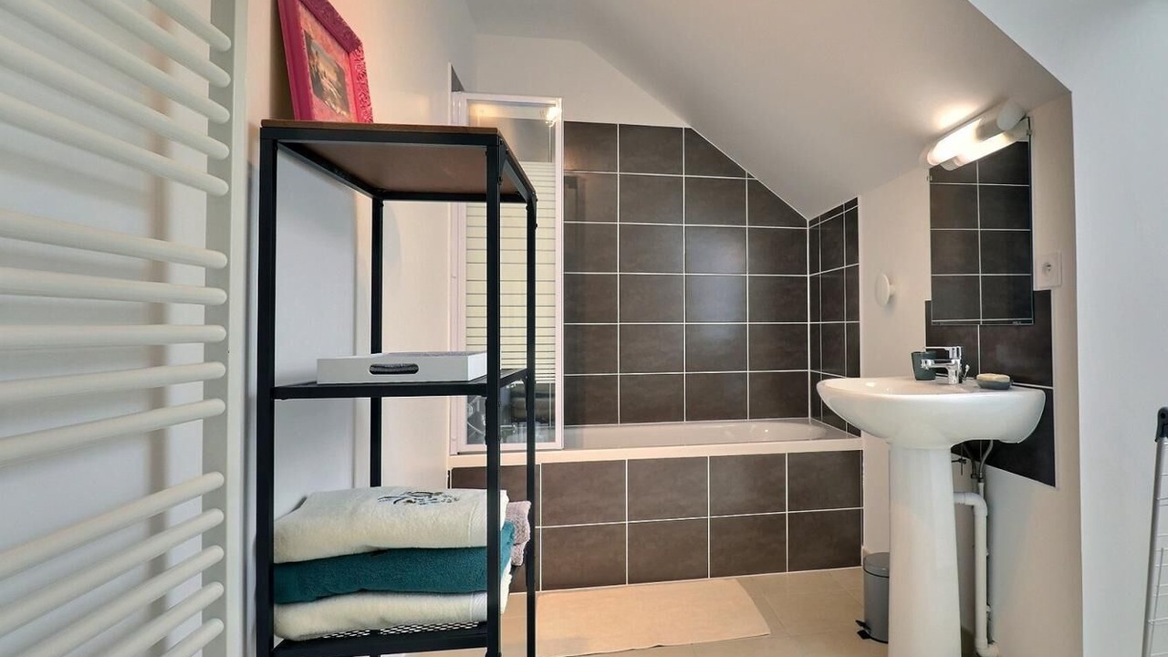 Photo of Bathroom in Chateaubourg