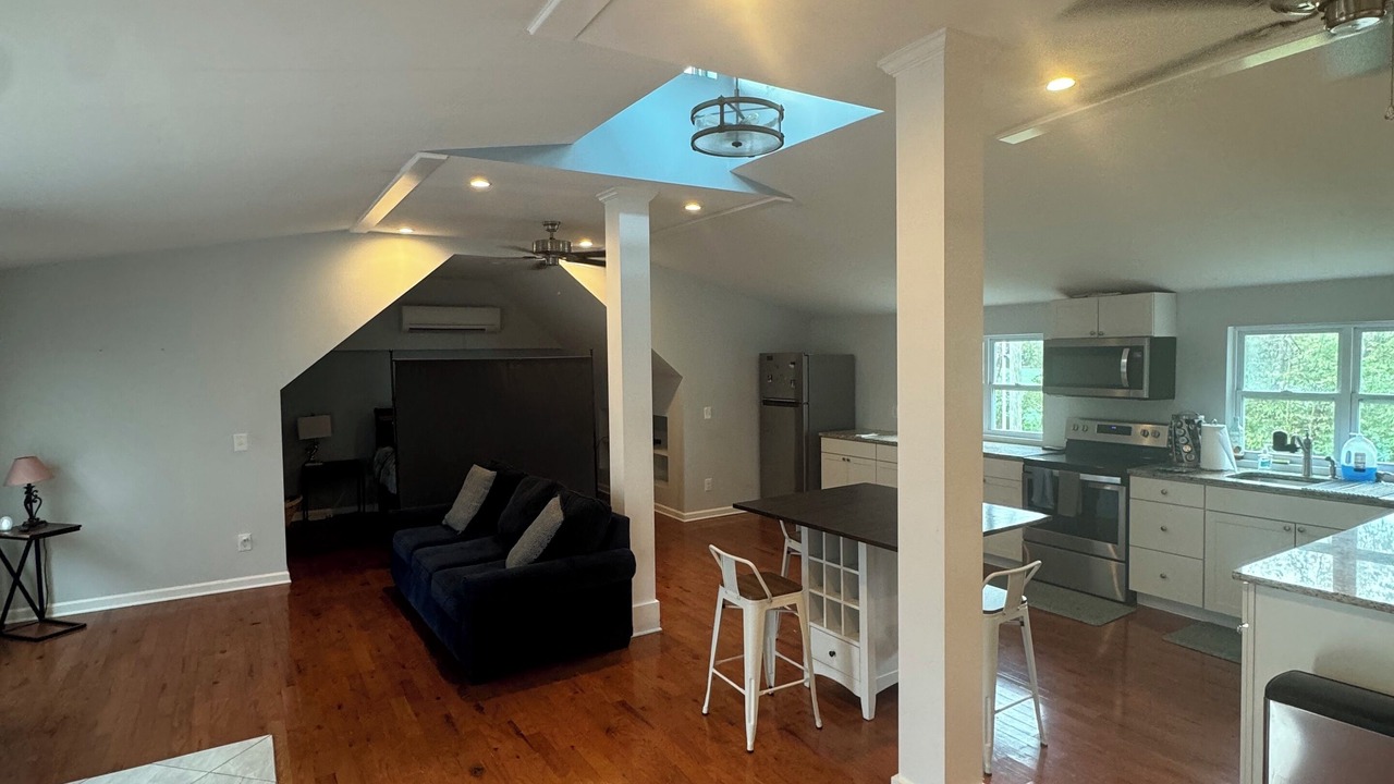 Photo of Livingroom in Ashland City
