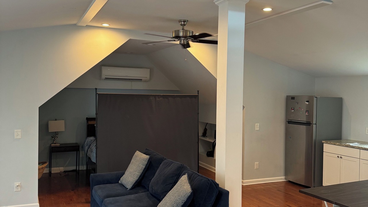Photo of Livingroom in Ashland City