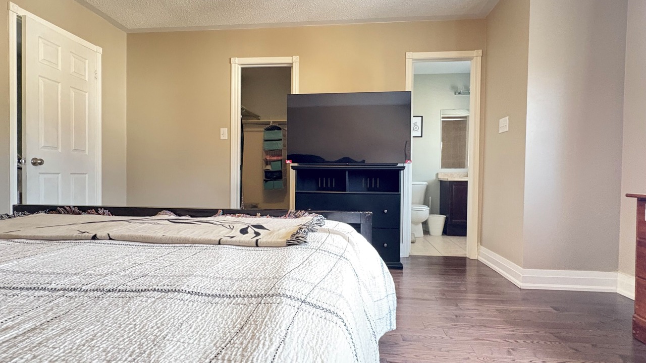 Photo of Bedroom in Pickering