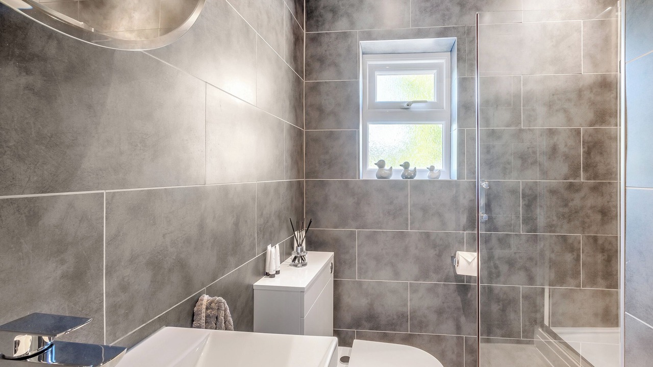 Photo of Bathroom in Haltwhistle