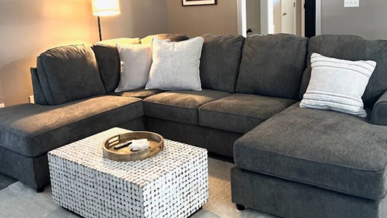 Photo of Livingroom in Overland Park