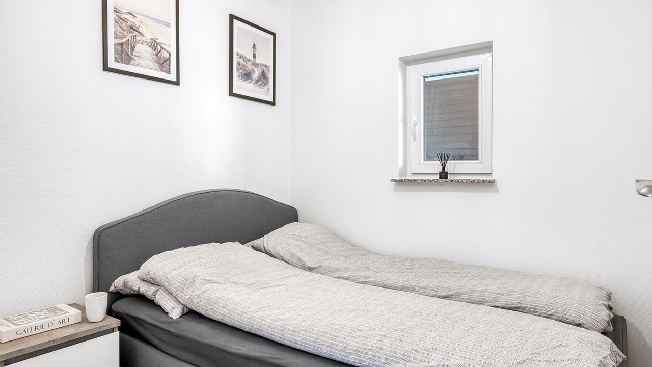 Photo of Others in Skygge