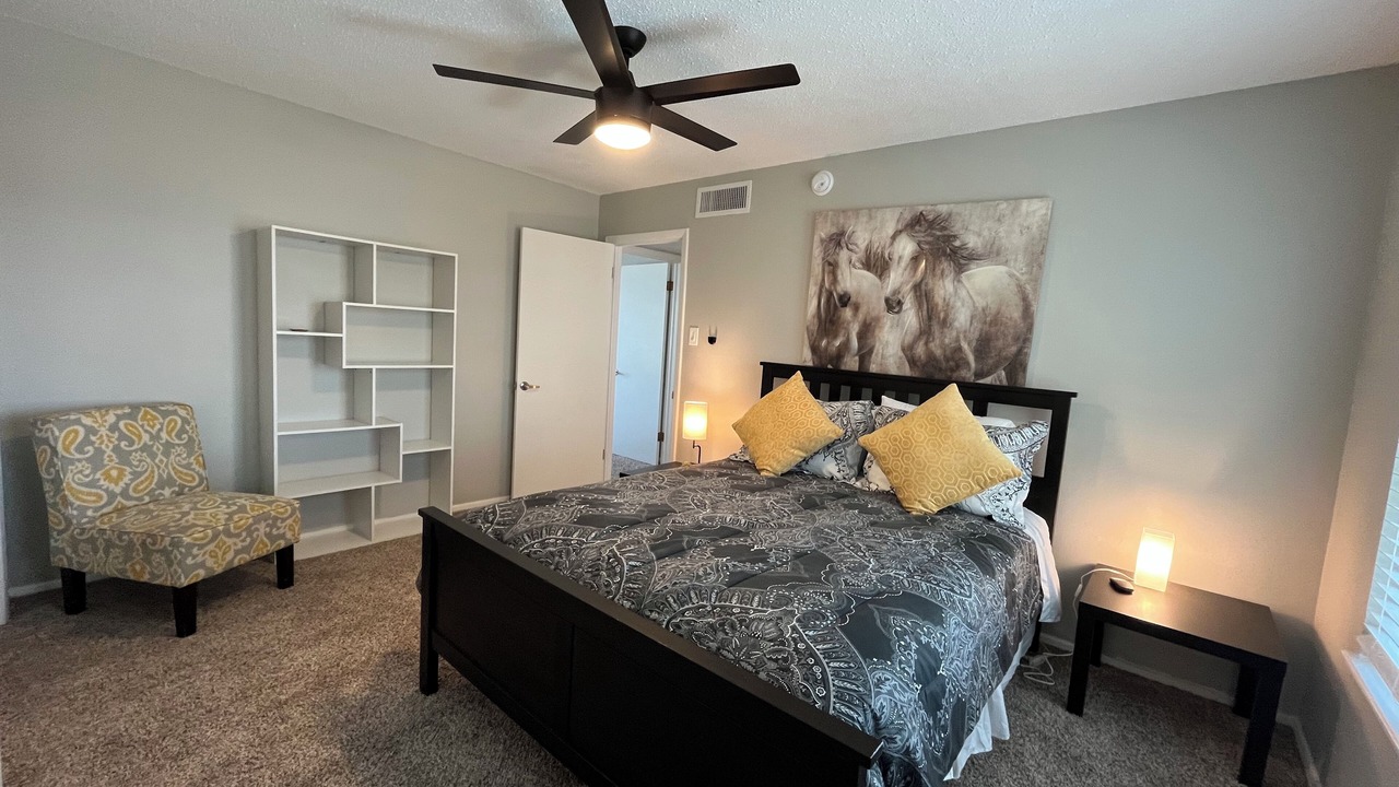 Photo of Bedroom in Biggs Field