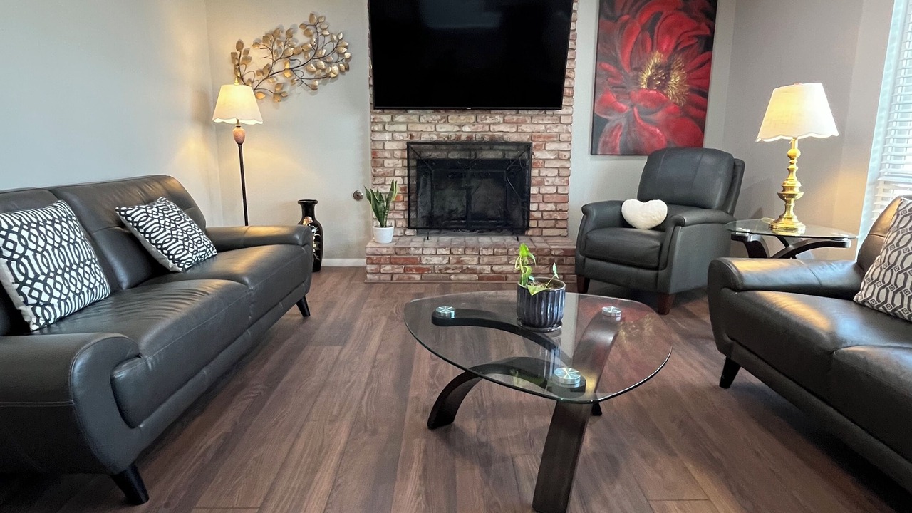 Photo of Livingroom in Biggs Field