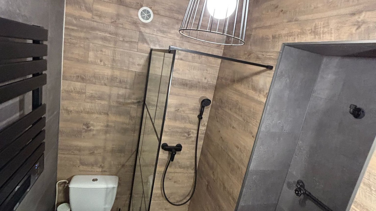 Photo of Bathroom in Saint-Claude