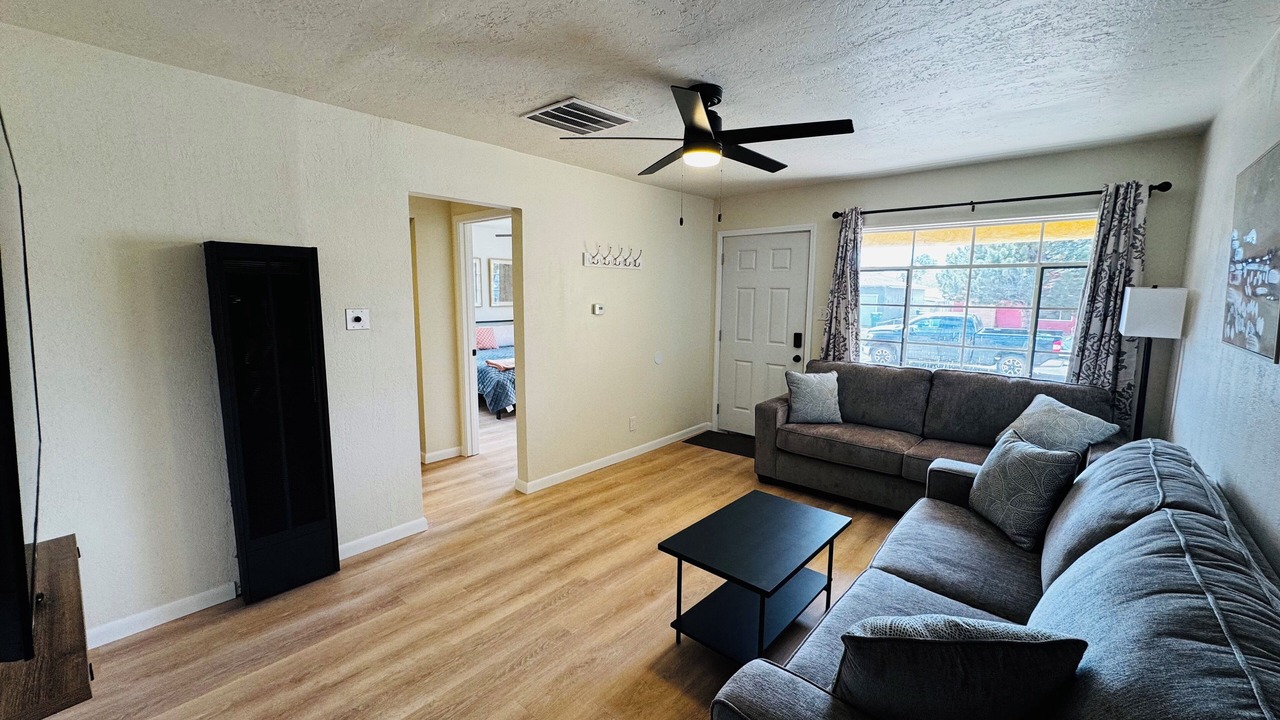 Photo of Livingroom in Farmington