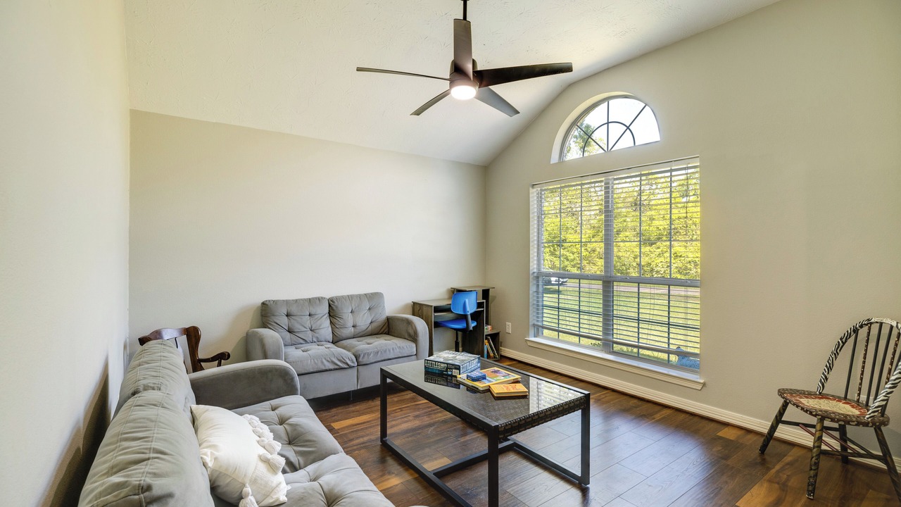 Photo of Livingroom in Cove