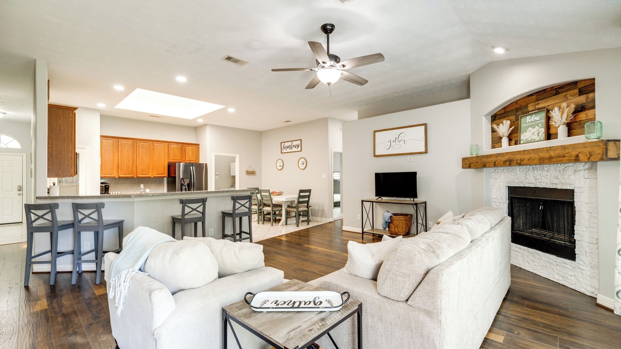 Photo of Bedroom in Cove