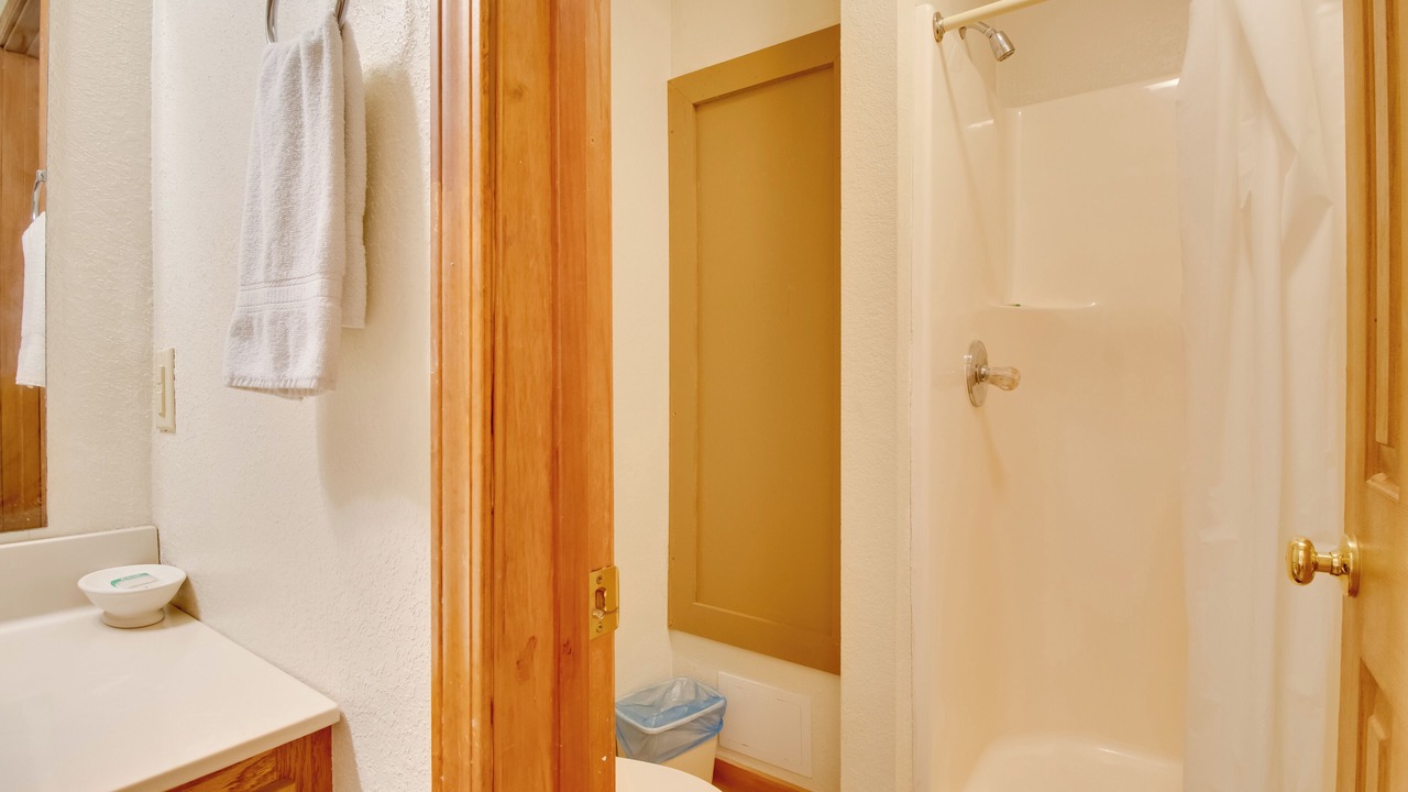 Photo of Bathroom in Mountain View