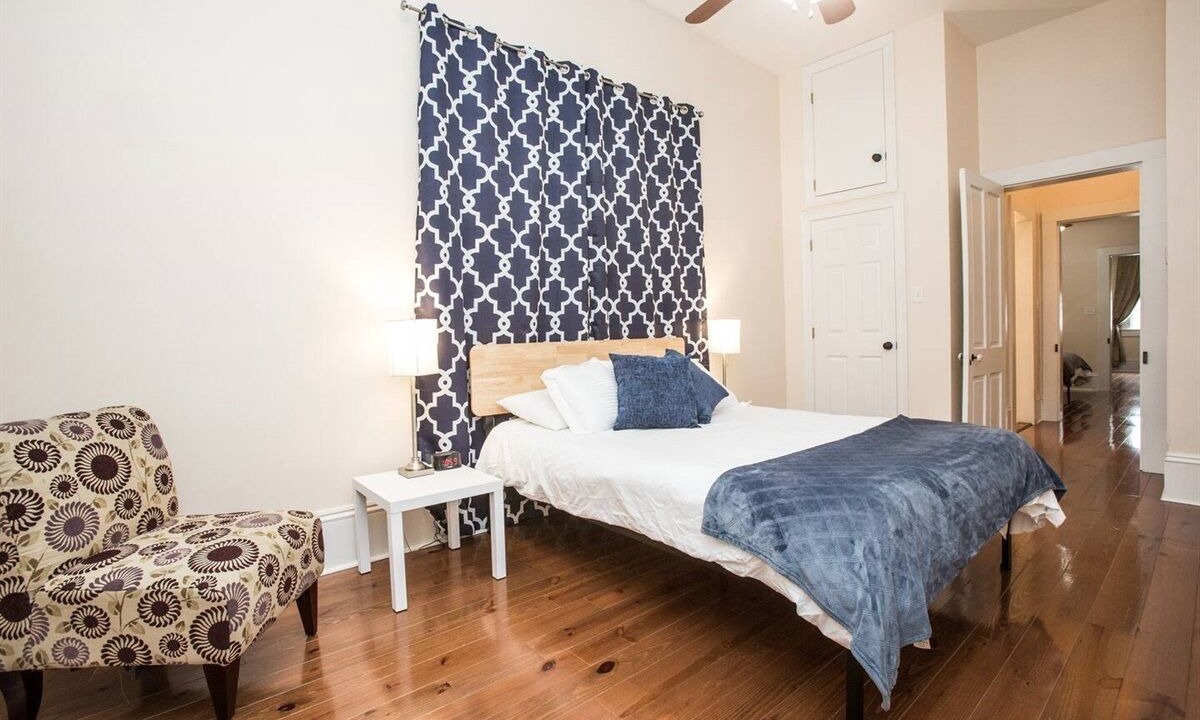Photo of Bedroom in East Riverside