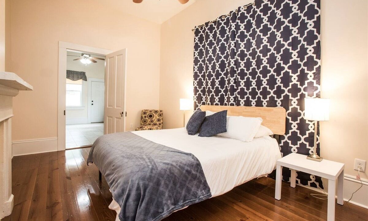 Photo of Bedroom in East Riverside