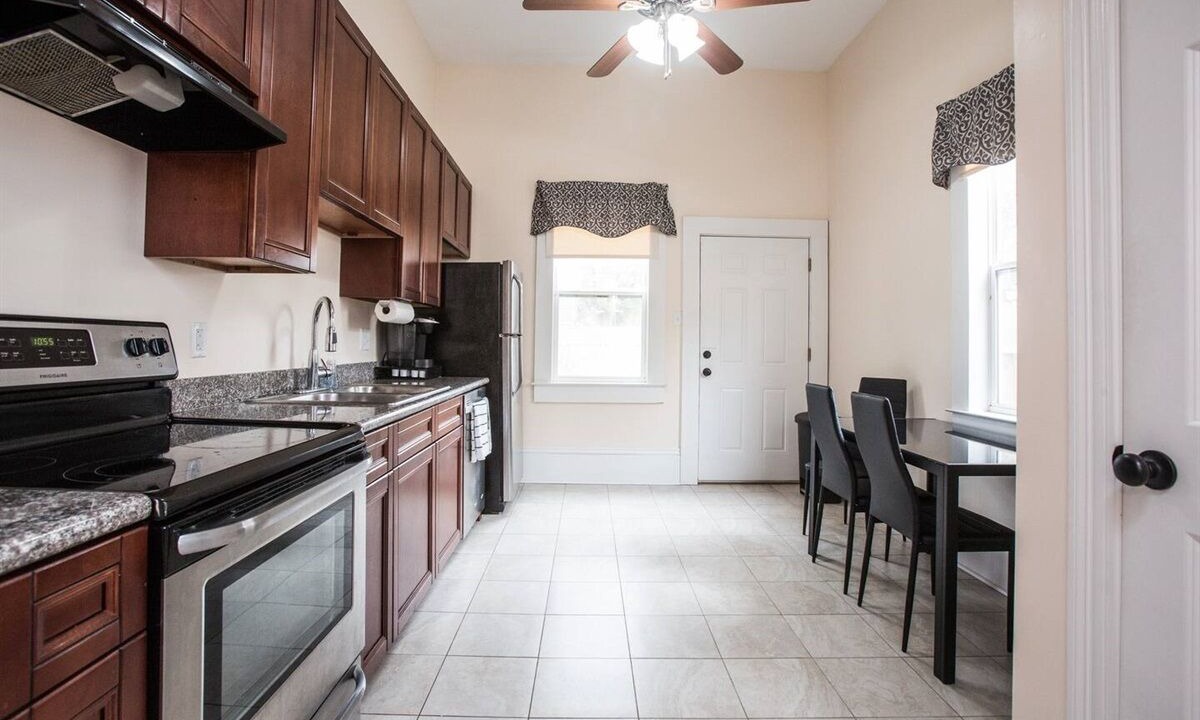 Photo of Kitchen in East Riverside