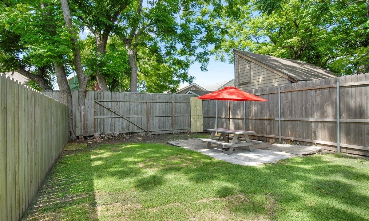 Photo of Outdoor in East Riverside