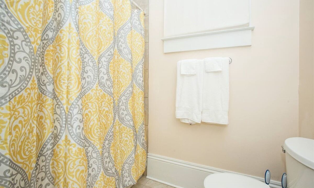 Photo of Bathroom in East Riverside