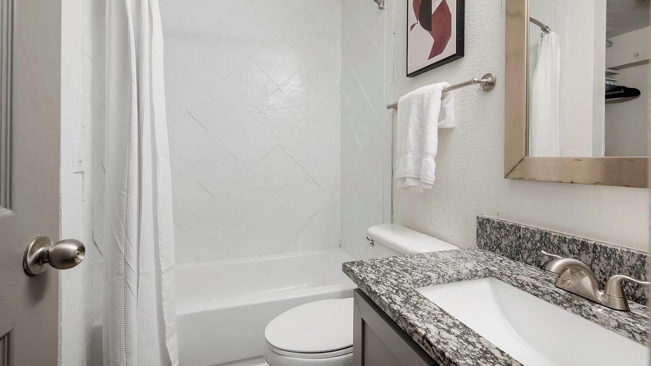 Photo of Bathroom in Green Hills