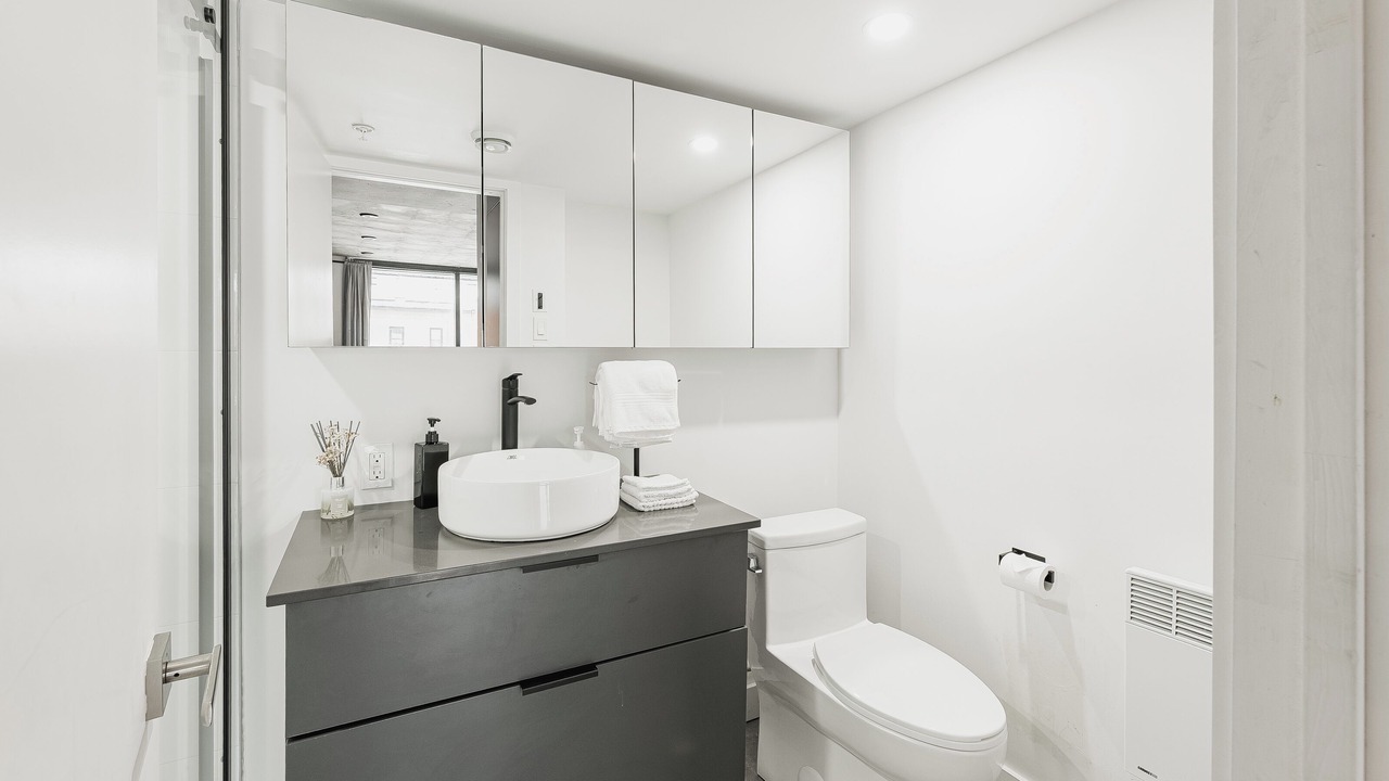 Photo of Bathroom in Griffintown