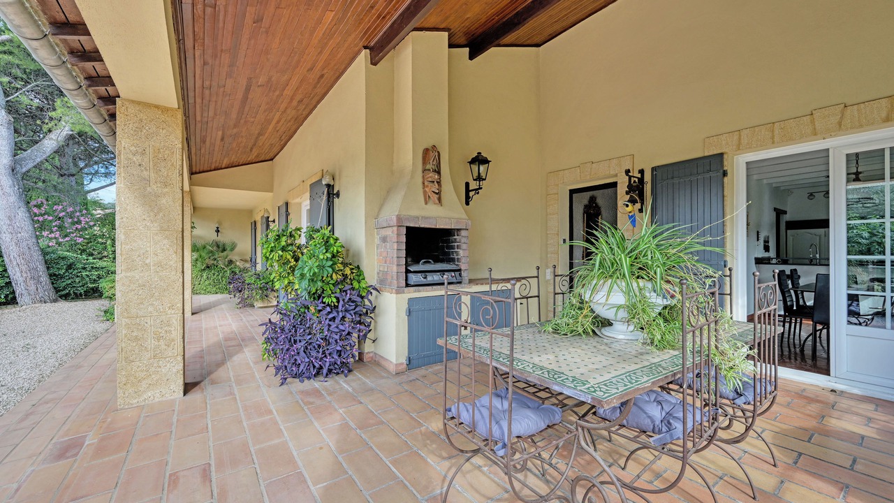 Photo of Outdoor in Saint-Saturnin-les-Avignon
