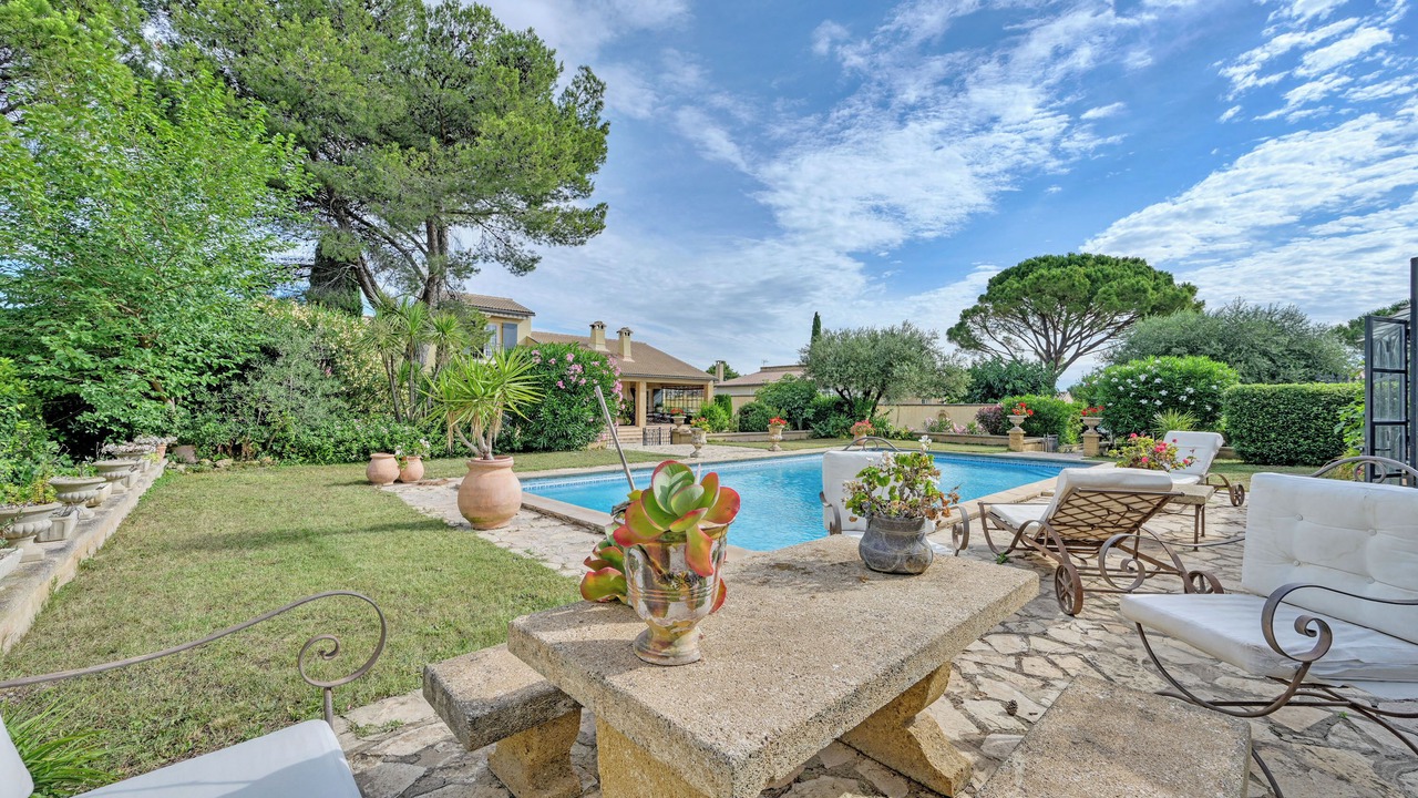 Photo of Outdoor in Saint-Saturnin-les-Avignon