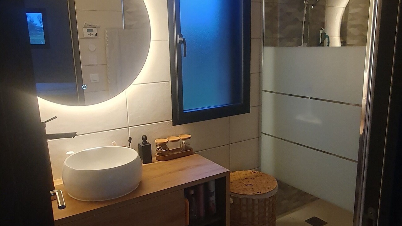 Photo of Bathroom in Parigne-lʼEveque