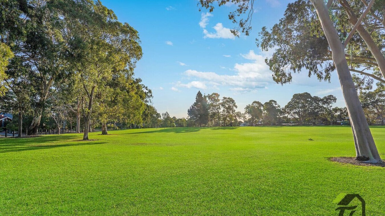 Photo of Others in Stonyfell