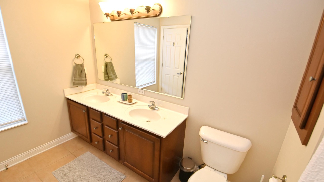 Photo of Bathroom in Roseland