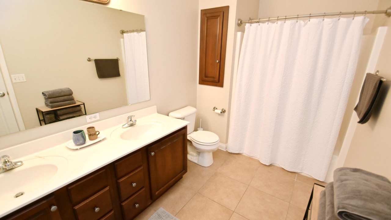 Photo of Bathroom in Roseland