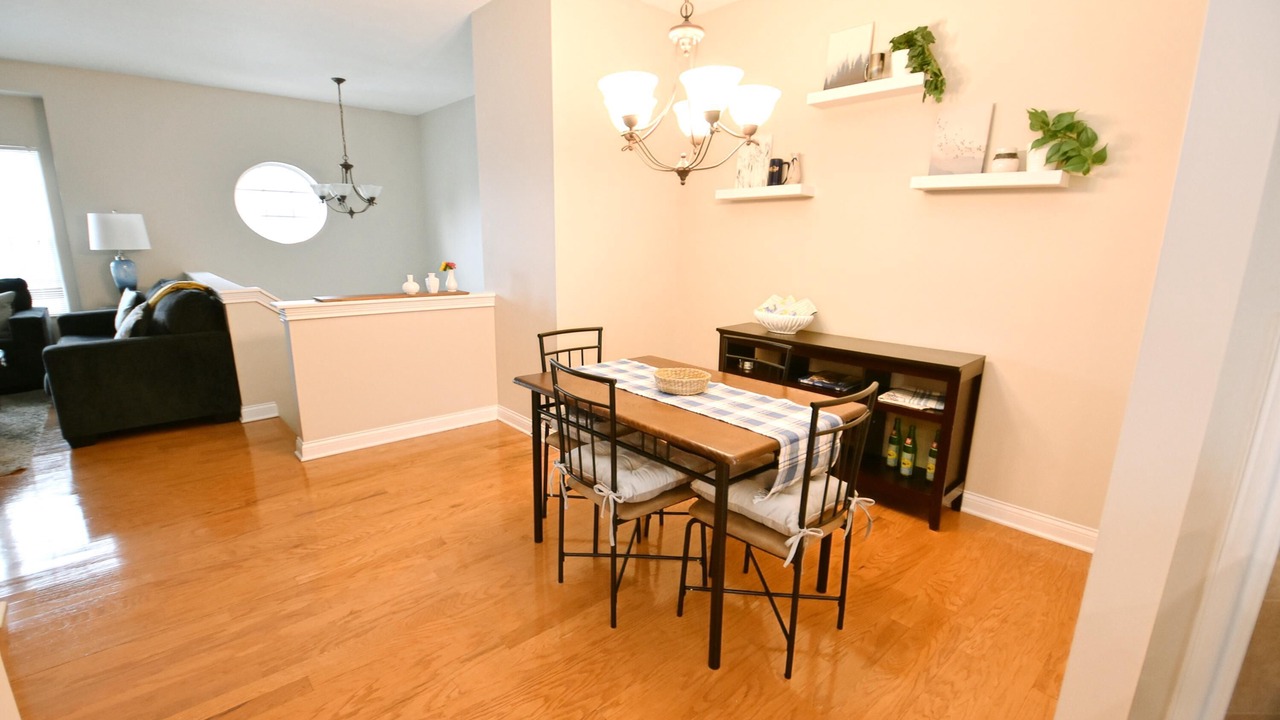 Photo of Livingroom in Roseland