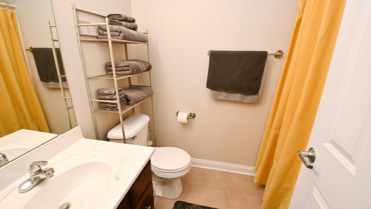 Photo of Bathroom in Roseland