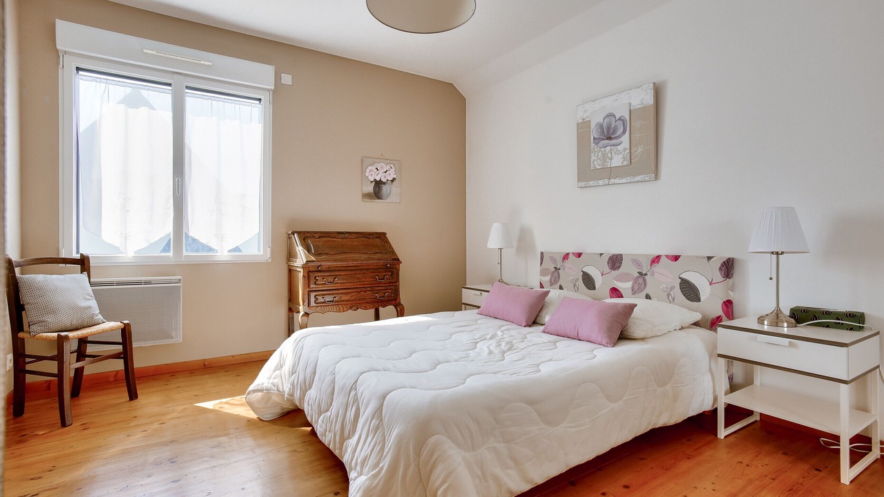 Photo of Bedroom in Saint-Briac-sur-Mer