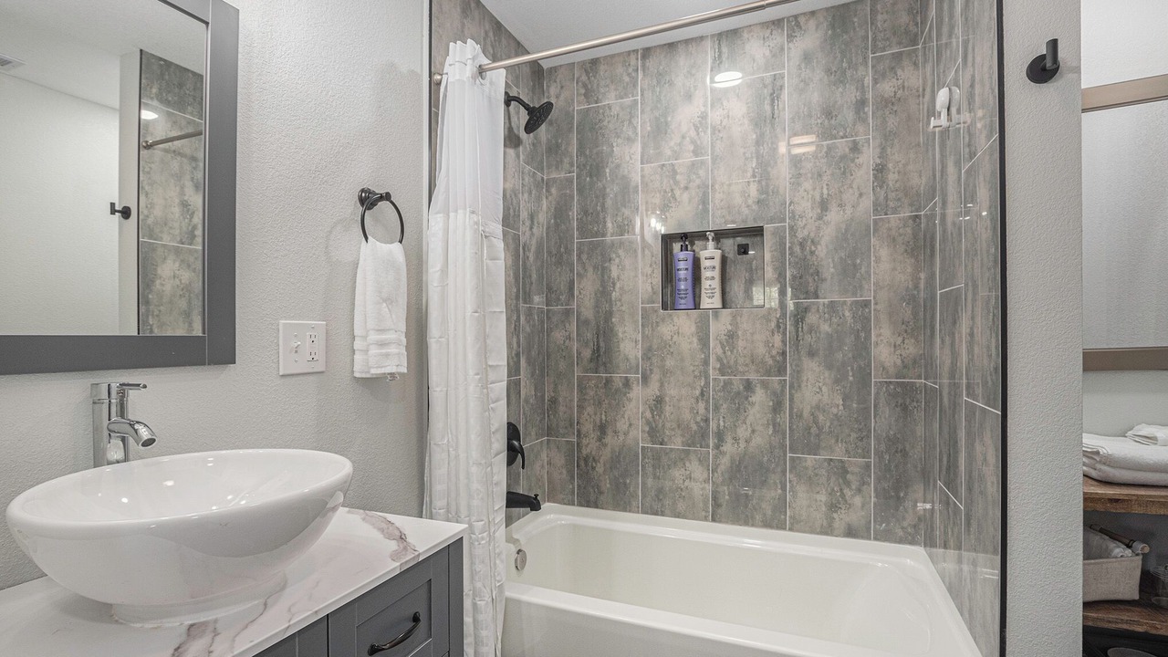 Photo of Bathroom in Grandview