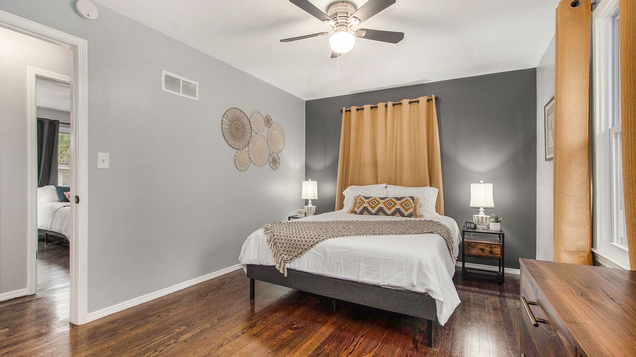 Photo of Bedroom in Grandview