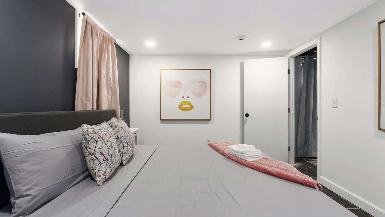 Photo of Bedroom in Lee's Summit