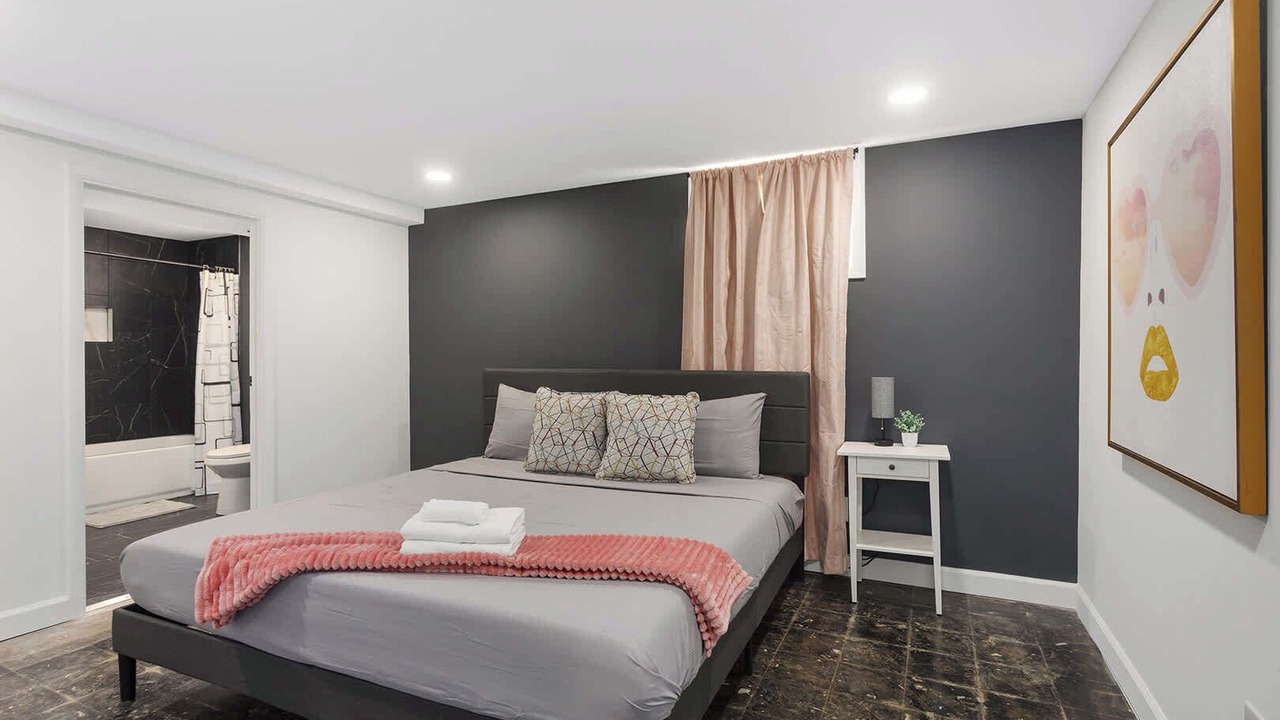 Photo of Bedroom in Lee's Summit