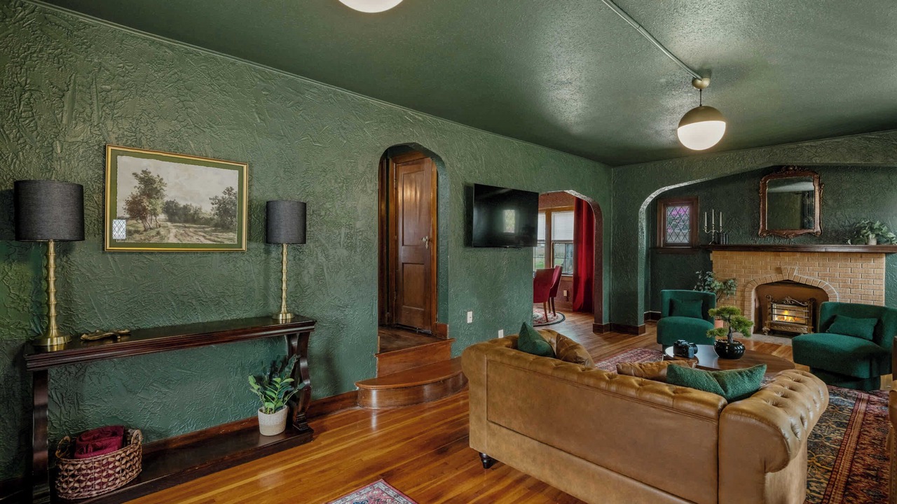 Photo of Livingroom in Sleepy Hollow