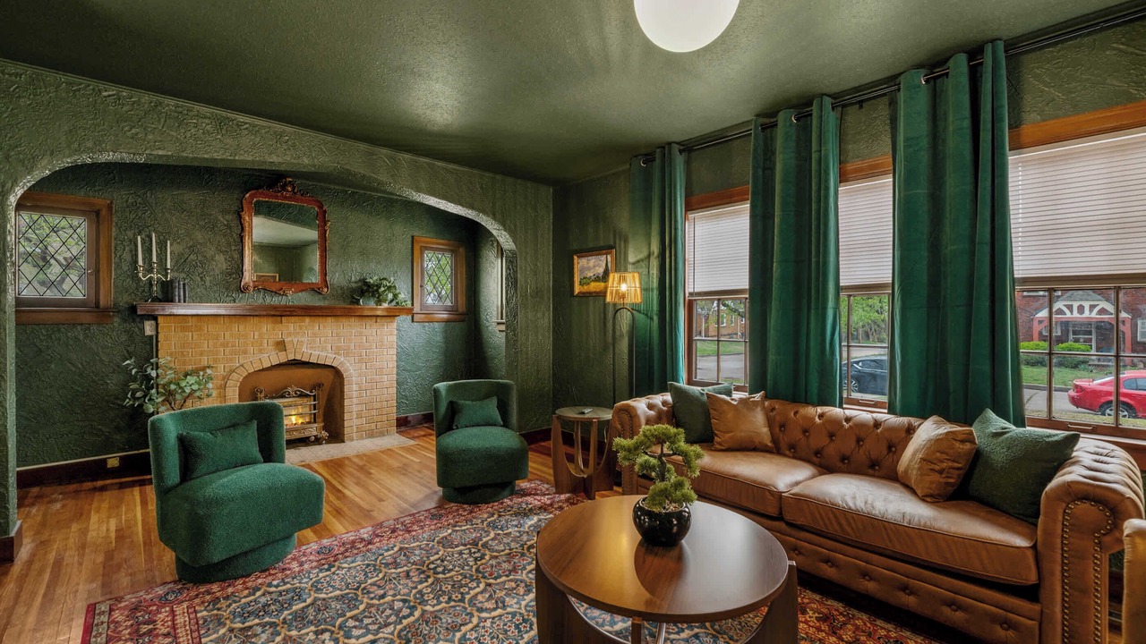 Photo of Livingroom in Sleepy Hollow