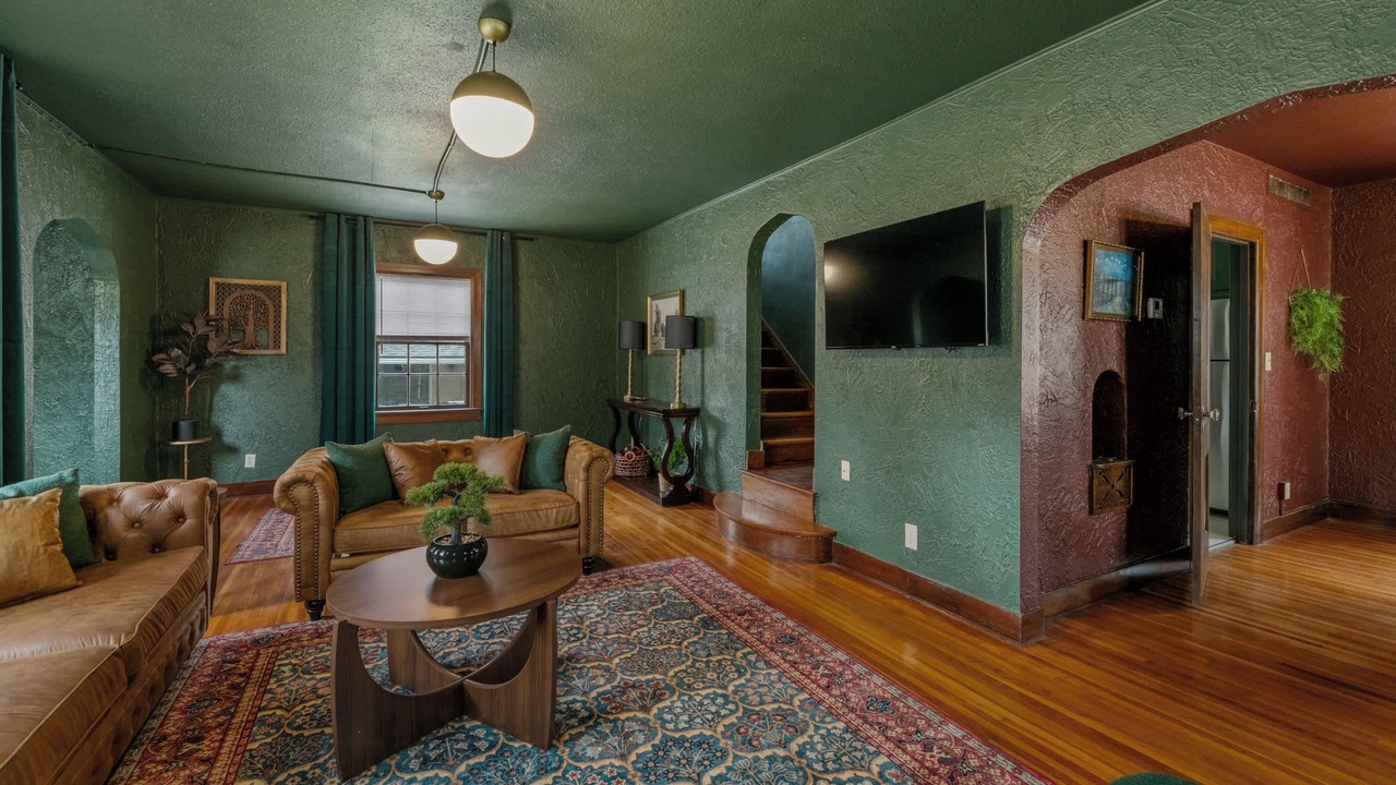Photo of Livingroom in Sleepy Hollow
