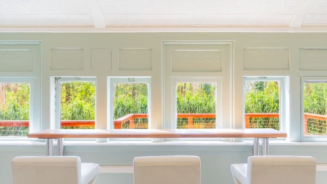 Photo of Others in Emerald