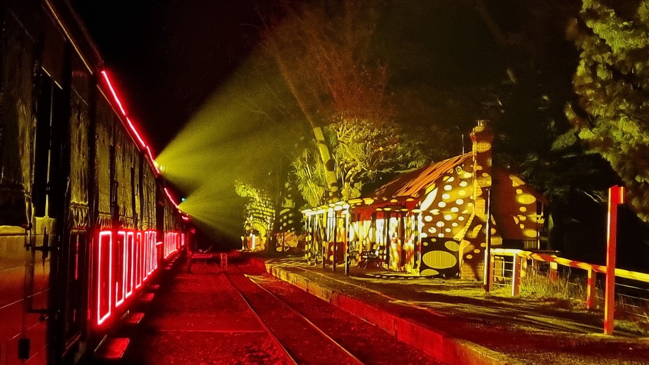 Photo of Others in Emerald