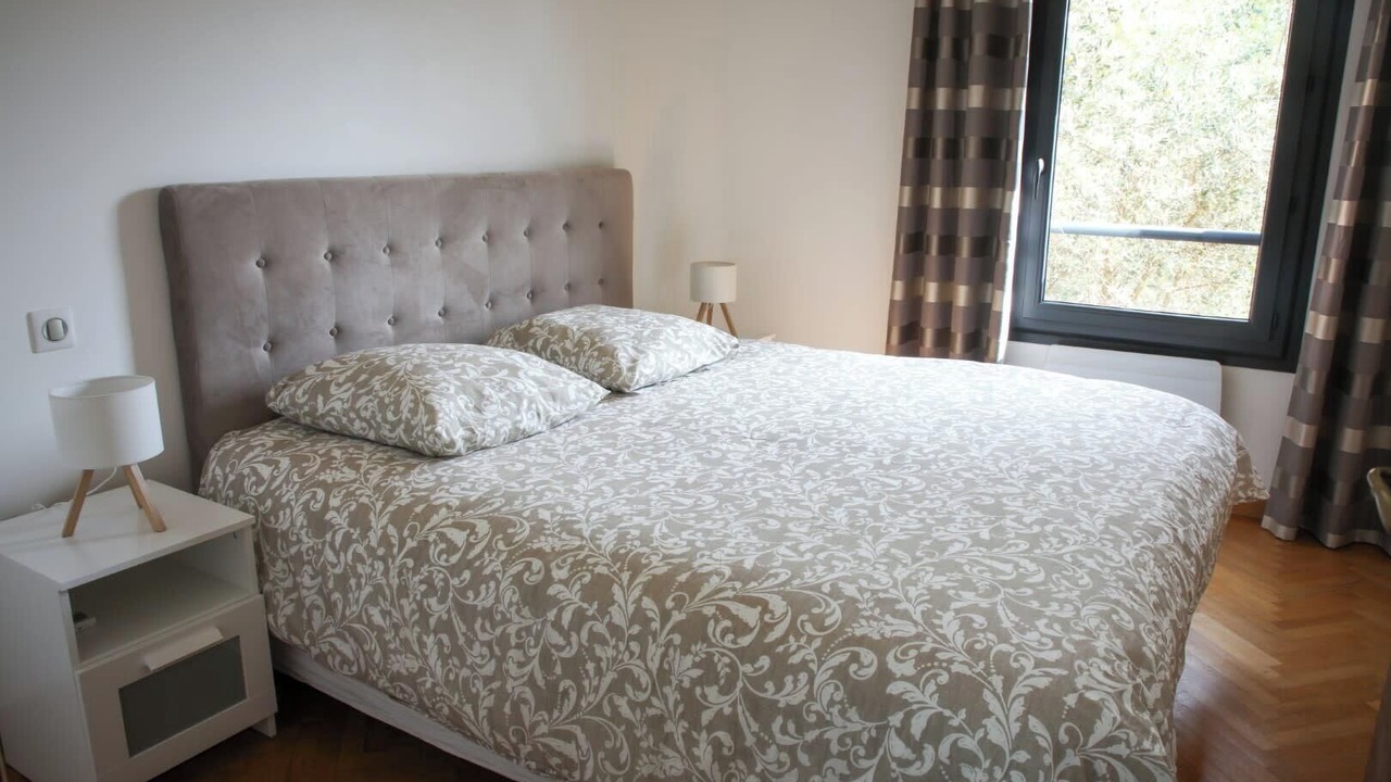 Photo of Bedroom in Saint - Martin - du - Touch