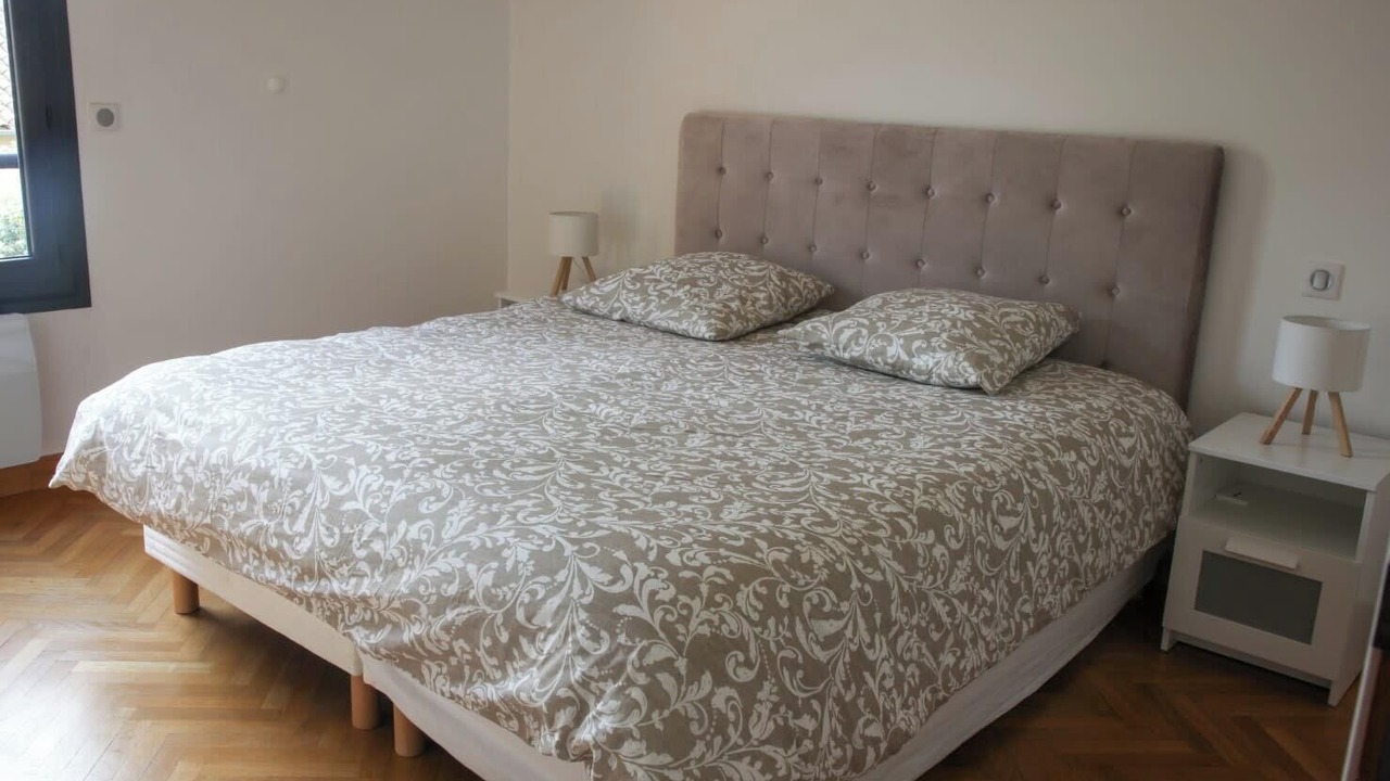 Photo of Bedroom in Saint - Martin - du - Touch