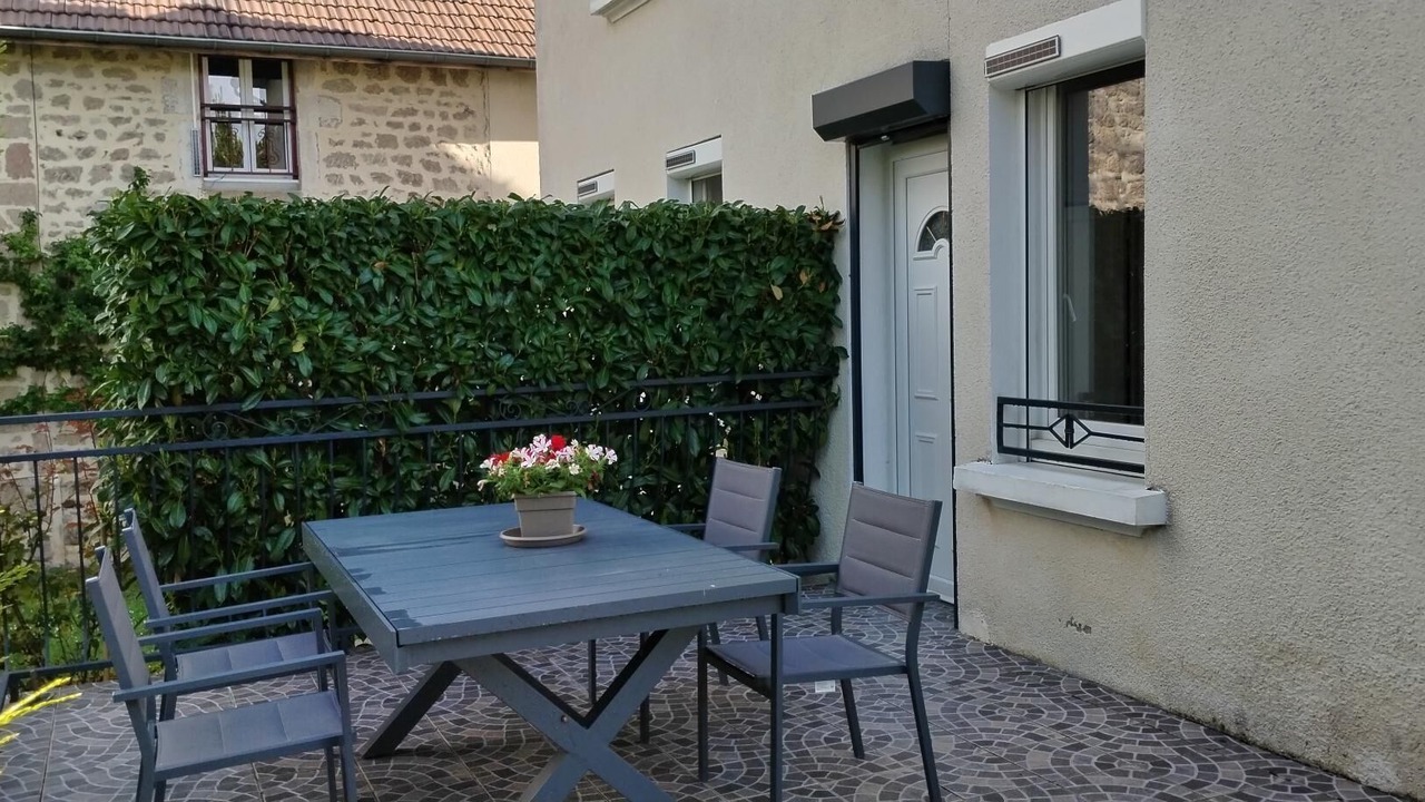 Photo of Outdoor in Mesvres